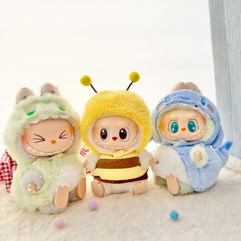 Ropa para Labubu: Outfits Kawaii (Dino, Abejita, Oso, Marinero) – Compatible Pop Mart (V1/V2/V3)
