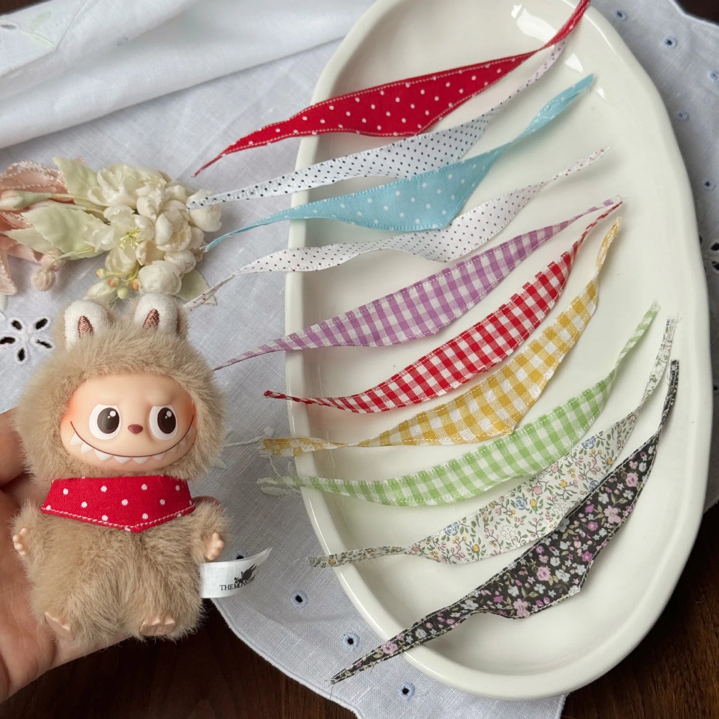 Baberos y Toallas de Babita para Labubu 4.0 | Accesorios Mini Ropa 17 cm – Pop Mart Fan-Made