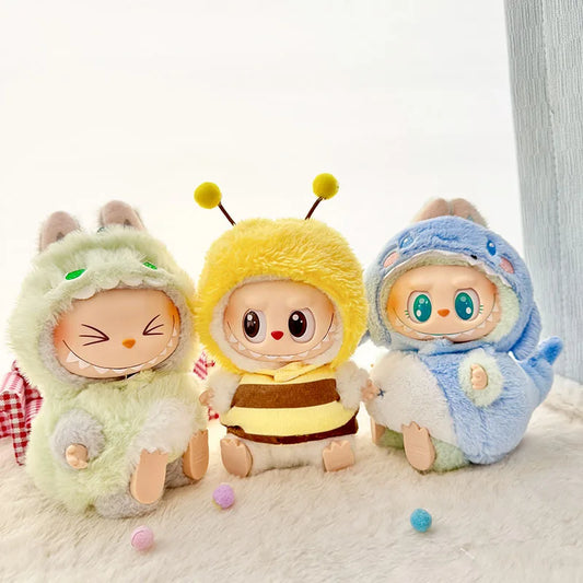 Ropa para Labubu: Outfits Kawaii (Dino, Abejita, Oso, Marinero) – Compatible Pop Mart (V1/V2/V3)