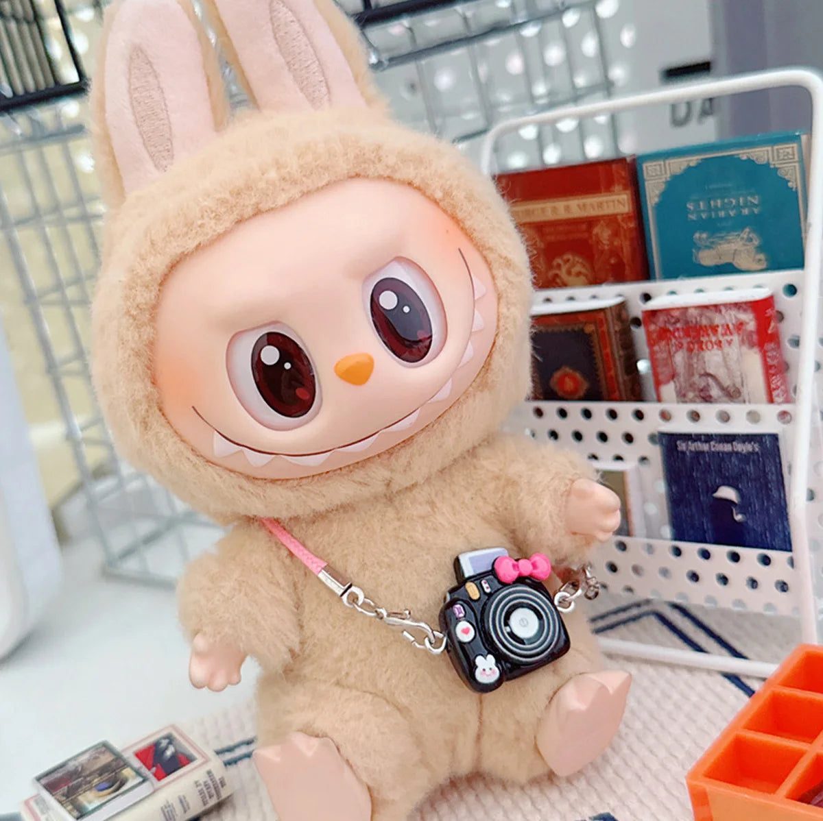 Accesorios Mini para Labubu (17 cm) | Bolsos, Teléfonos, Cámaras y Tazas – Compatible con OB11 & Crybaby